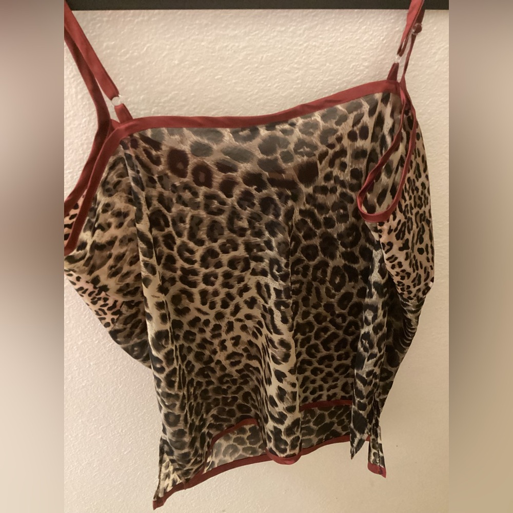Delta Burke Leopard Satin Cami in Brown and Rust Red Trim - Picture 3 of 3